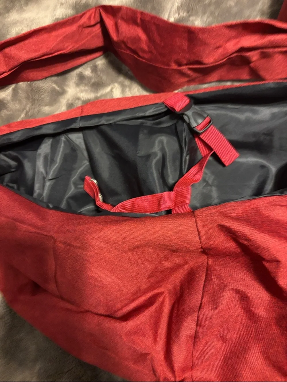 Red Sling pup carrier Shoulder Bag with Adjustable Strap fits up to 20 lbs new